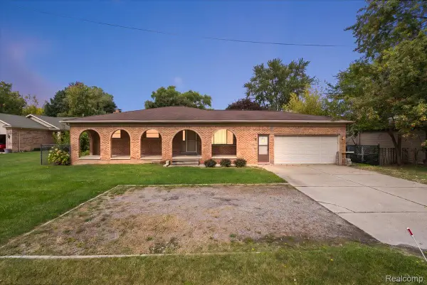 48969 Callens RD, Chesterfield, MI 48047