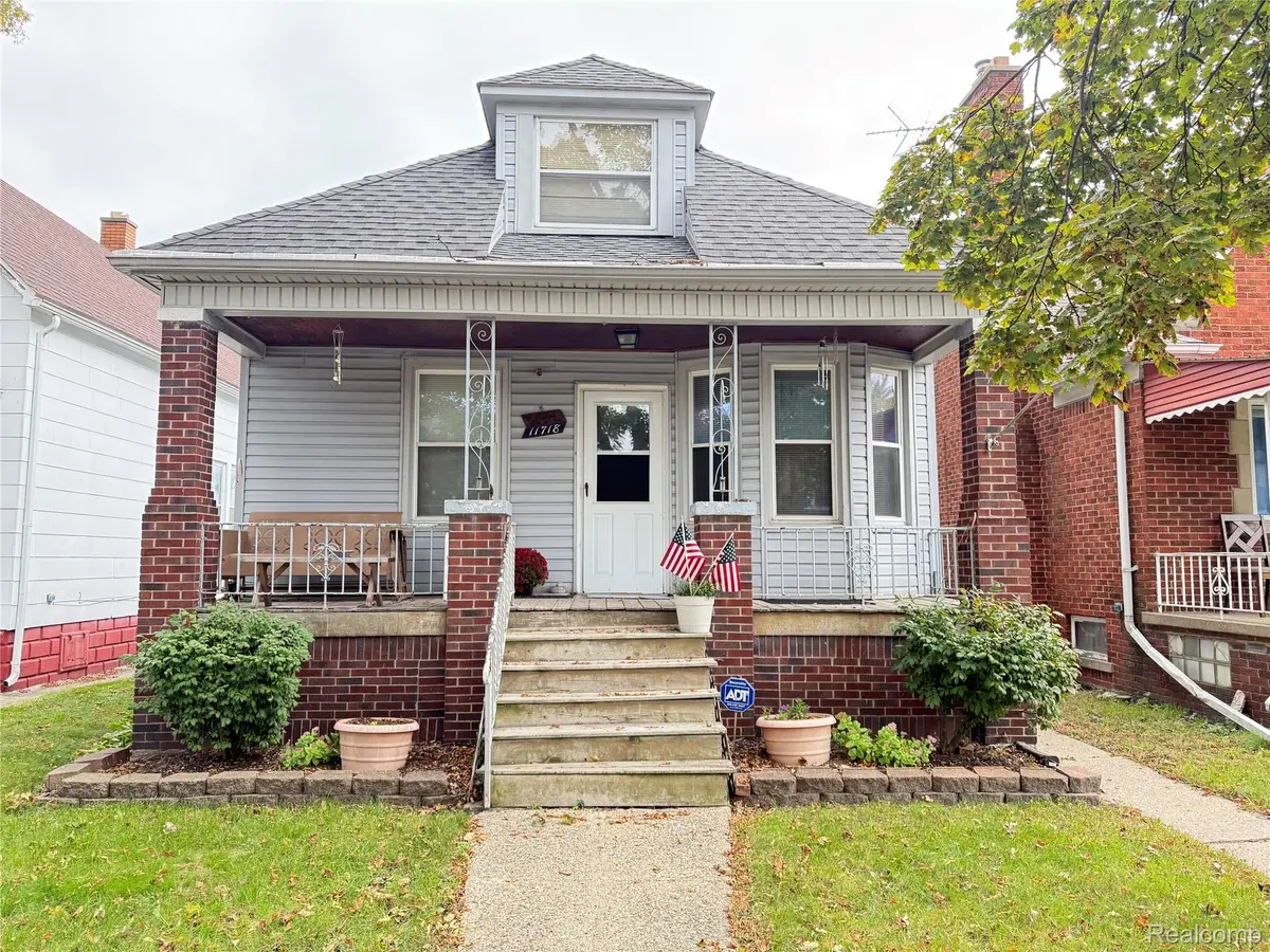 11718 Klinger ST, Hamtramck, MI 48212 - #1