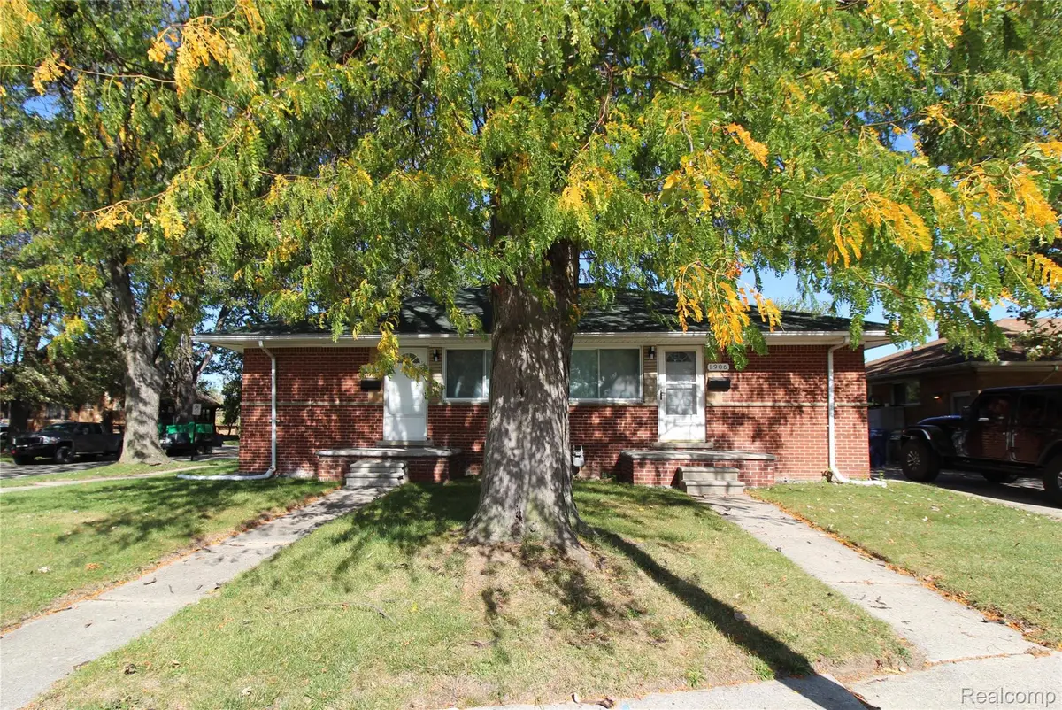 1906/1912 Hamilton AVE, Lincoln Park, MI 48146 - #1