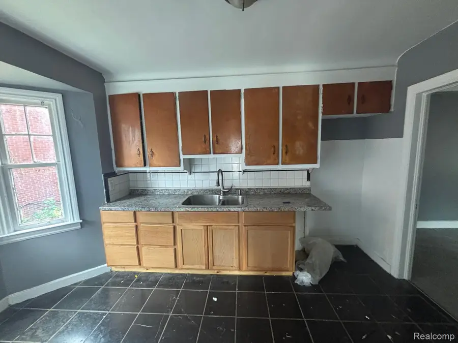 11559 Duchess ST, Detroit, MI 48224 - #3