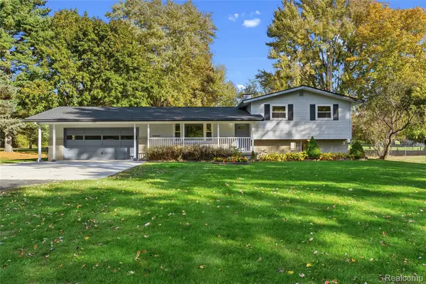 2052 N Vassar RD, Davison, MI 48423