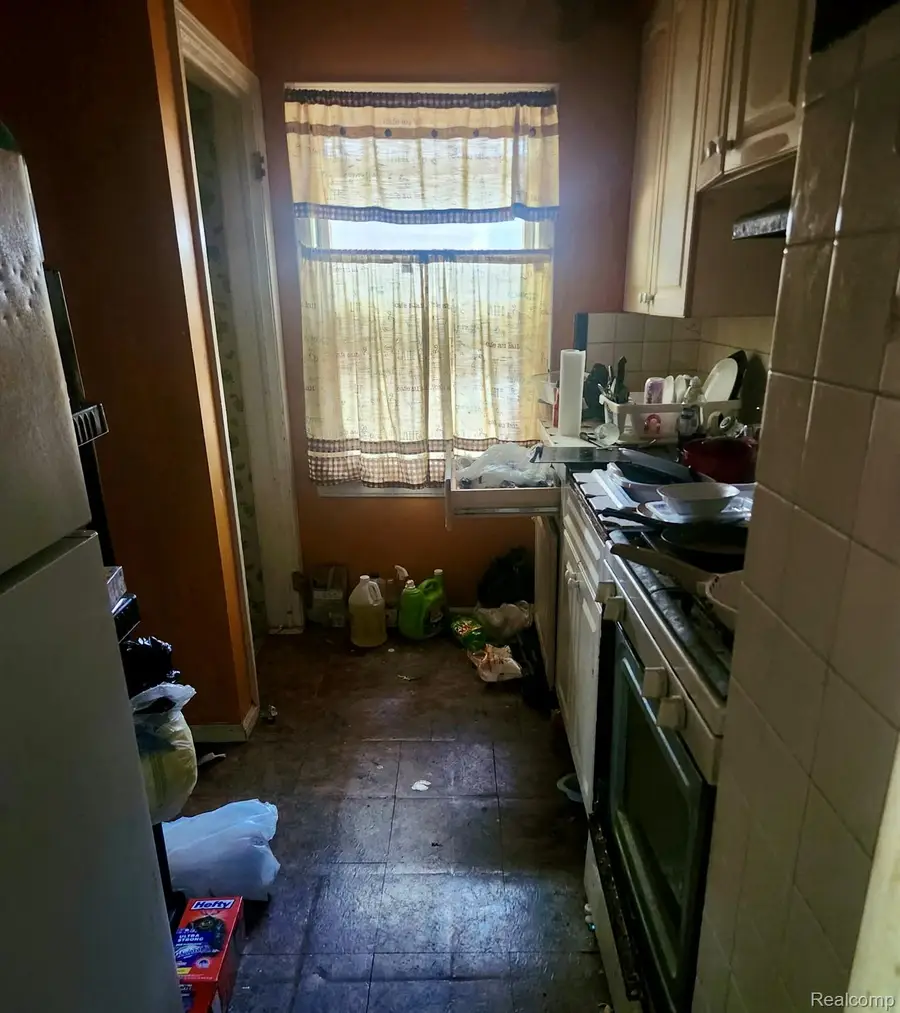 19324 Sussex ST, Detroit, MI 48235 - #3