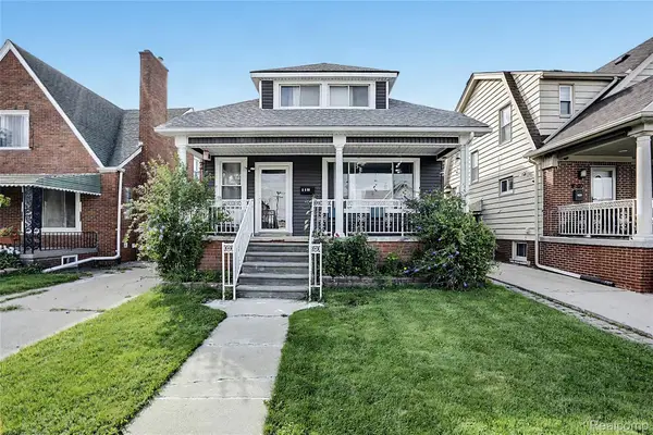 5111 Neckel ST, Dearborn, MI 48126