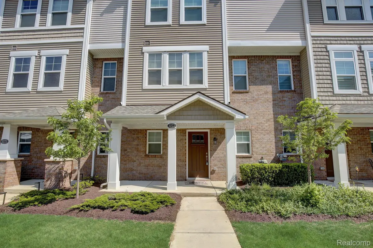 3277 Chambers W, Wixom, MI 48393 - #1