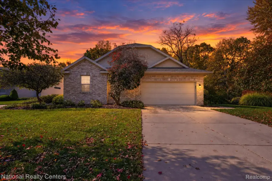 2311 Sapphire LN, Meridian, MI 48823 - #2