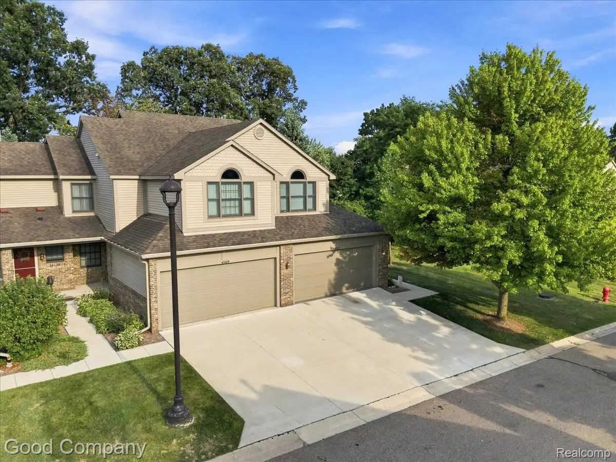 45117 Coachman CT, Canton, MI 48187 - #1