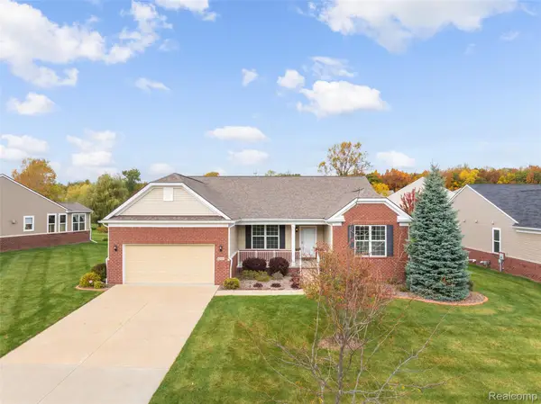 6309 Crystal Downs DR, GrandBlanc, MI 48439