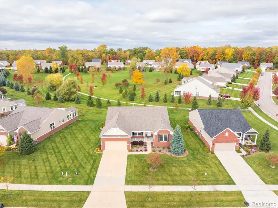 6309 Crystal Downs DR, Grand Blanc, MI 48439 - #2