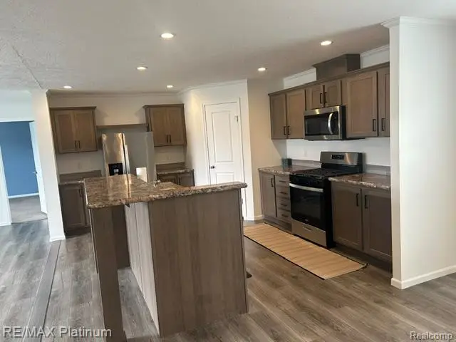 9439 Crystal Tarn, Fenton, MI 48430 - #2