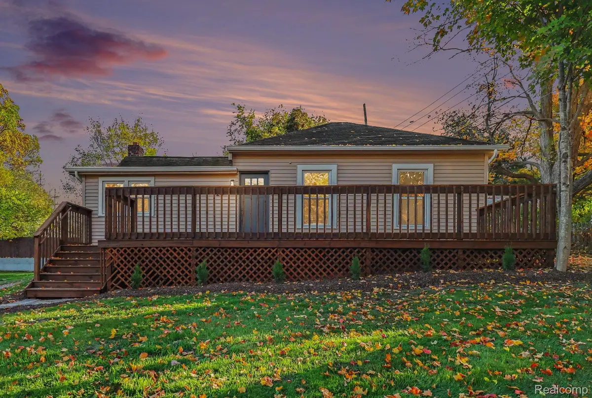 120 E Lafayette ST, Milford, MI 48381 - #1