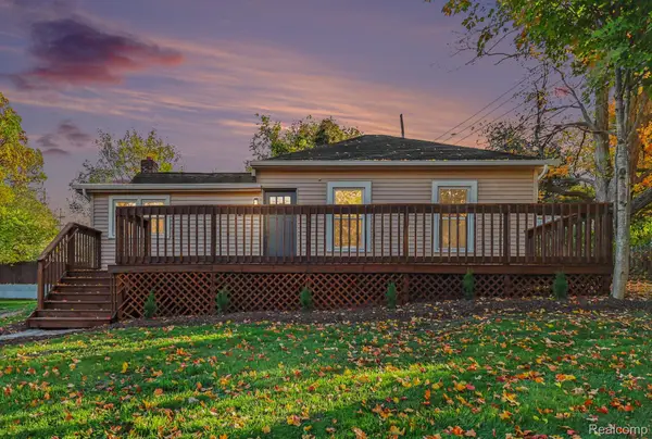 120 E Lafayette ST, Milford, MI 48381