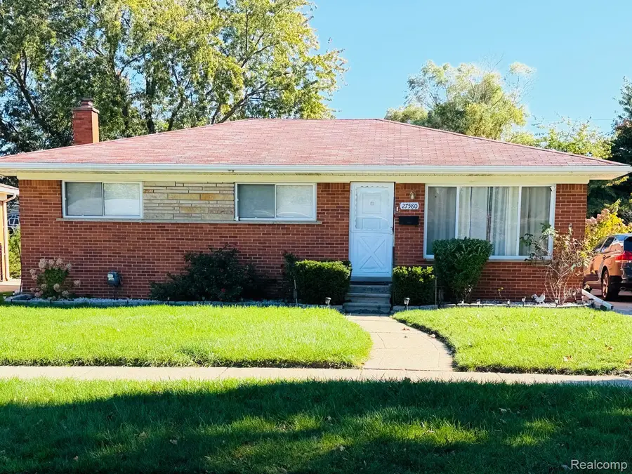 27580 Jean RD, Warren, MI 48093 - #3