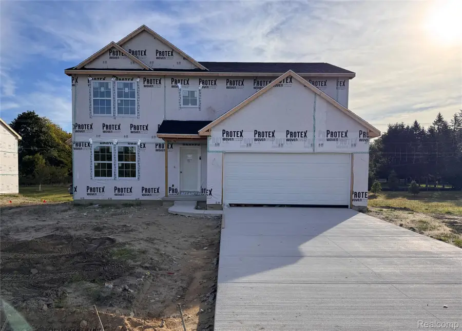 1257 Lockes ST, Howell, MI 48843 - #2