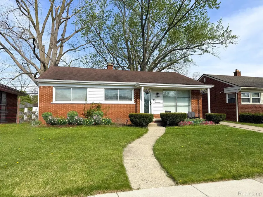 22030 Church ST, Oak Park, MI 48237 - #2