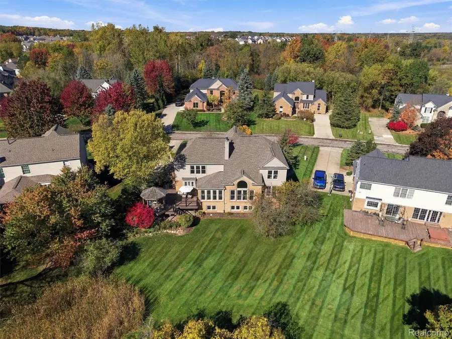 3797 Deer Springs DR, Rochester, MI 48306 - #3
