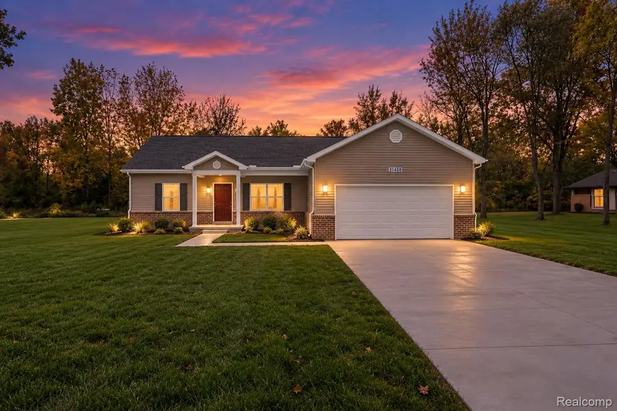 31450 Beverly Road, Romulus, MI 48174 - #2
