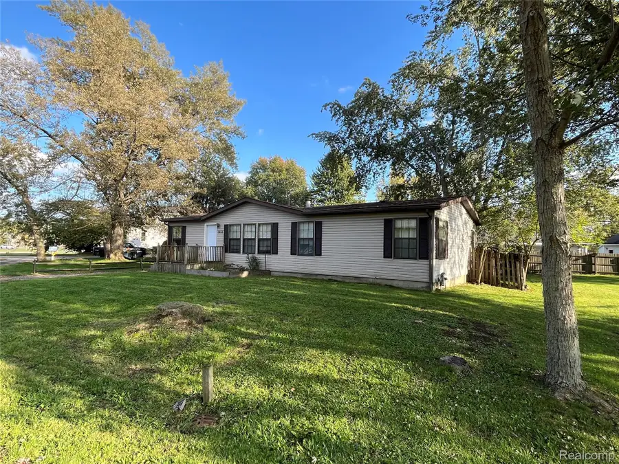 3452 Linwood AVE, Monroe, MI 48162 - #3