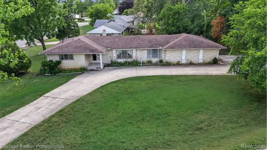 430 Spezia DR, Oxford, MI 48371 - #2