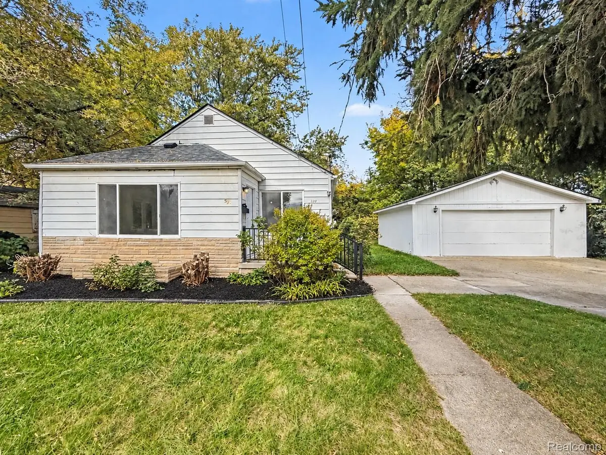 320 Rapid ST, Pontiac, MI 48341 - #1