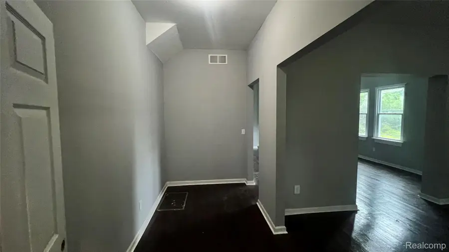 291 Englewood ST, Detroit, MI 48202 - #2