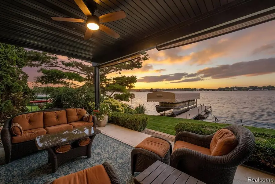 222 S Broadway ST  # 1, Lake Orion, MI 48362 - #2