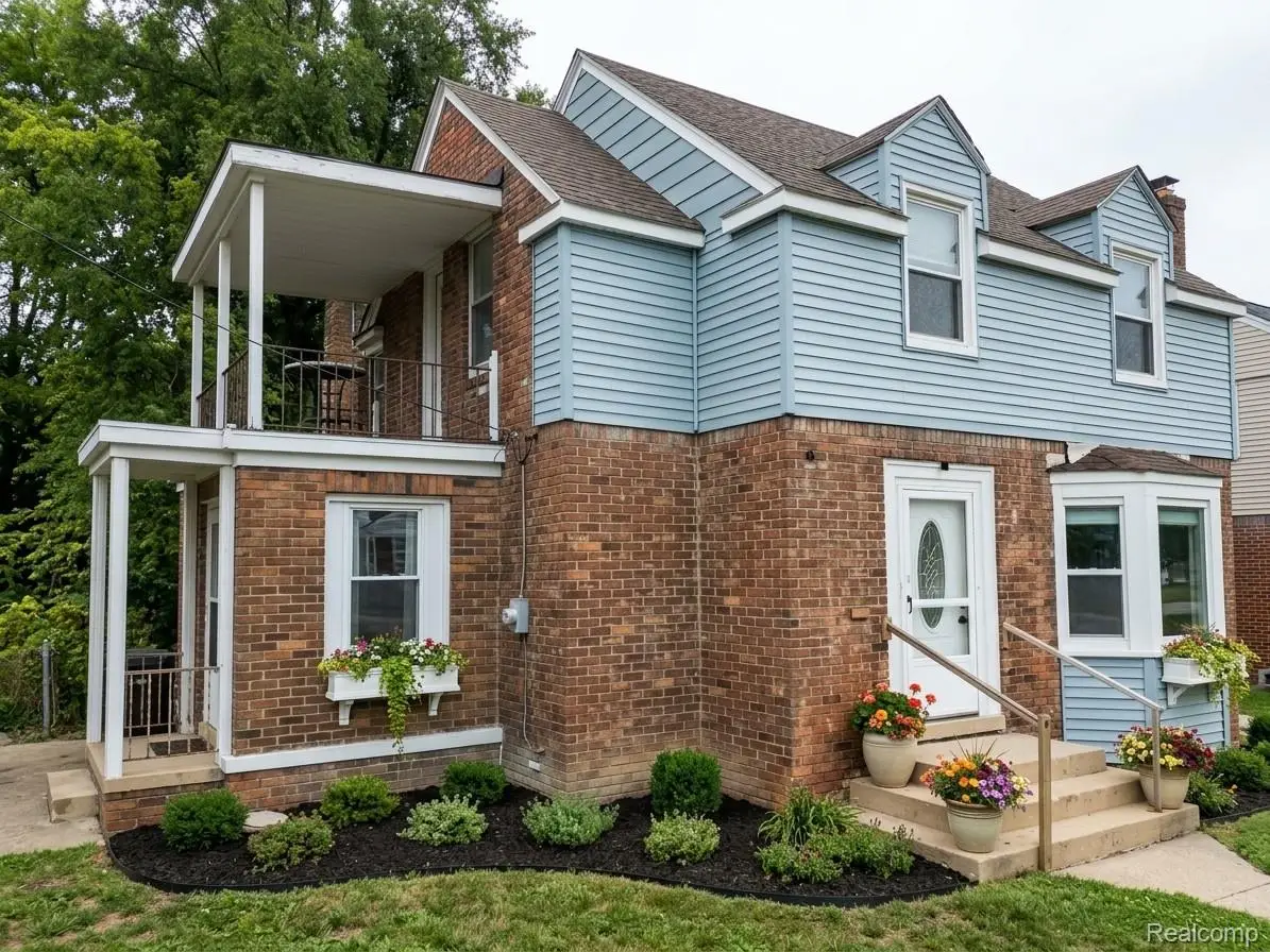 8710 W Davison, Detroit, MI 48238 - #1
