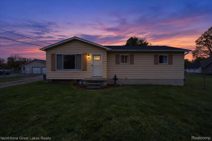 5154 N Center RD, Flint, MI 48506 - #3