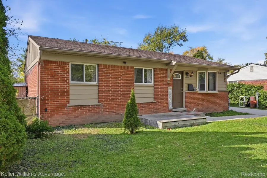 6726 Niagara ST, Romulus, MI 48174 - #3