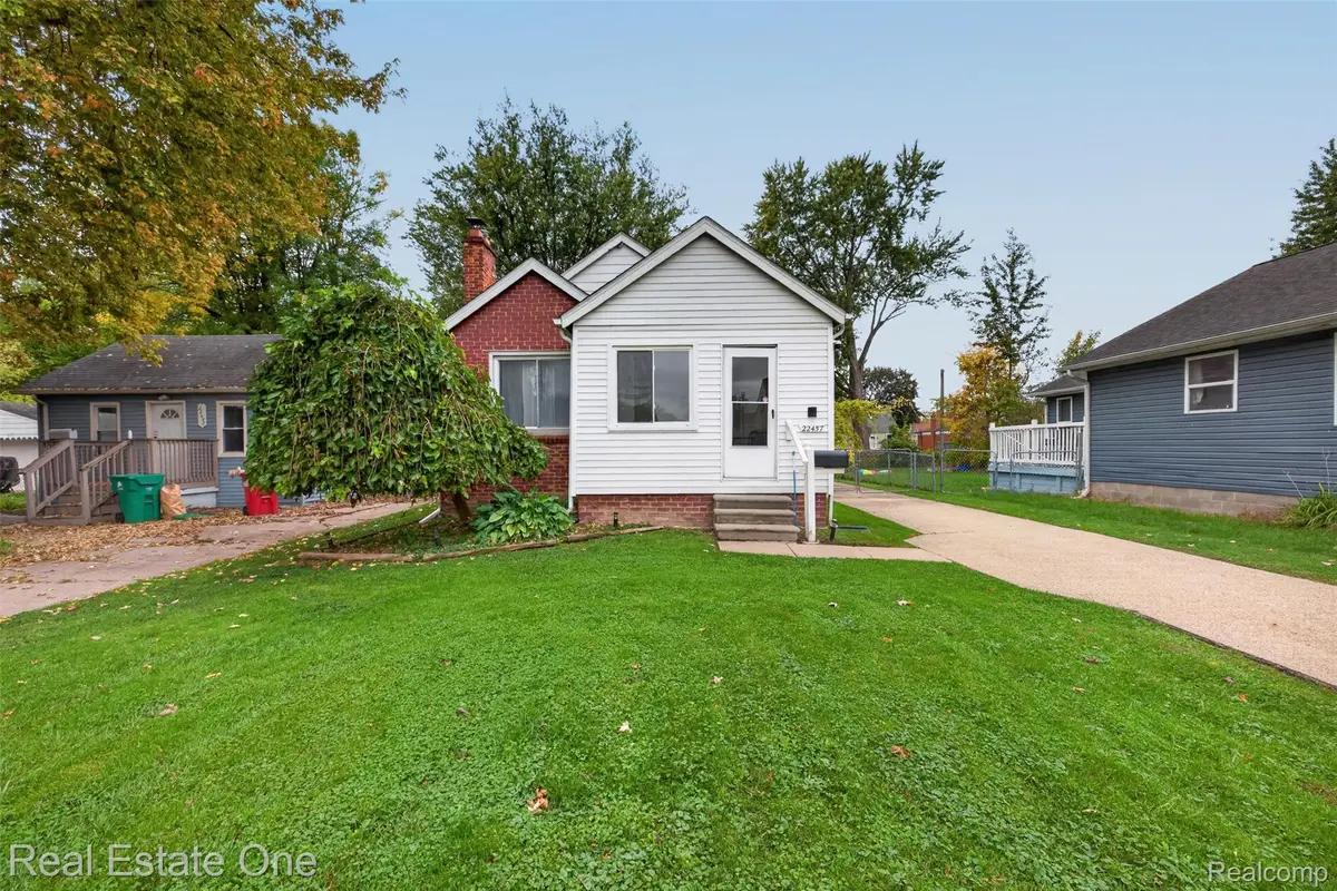 22457 Piper AVE W, Eastpointe, MI 48021 - #1
