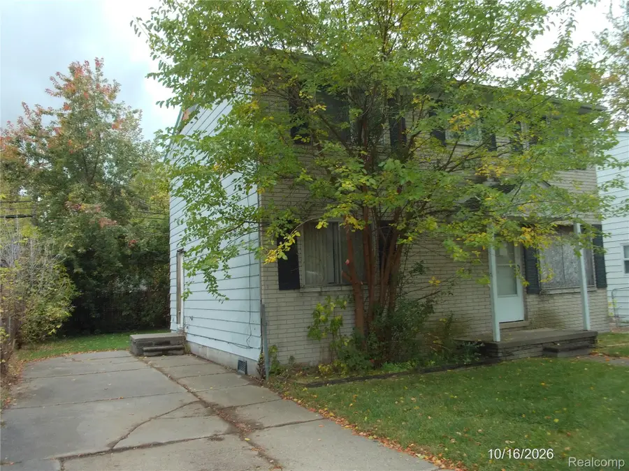 25825 Schoenherr RD, Warren, MI 48089 - #2