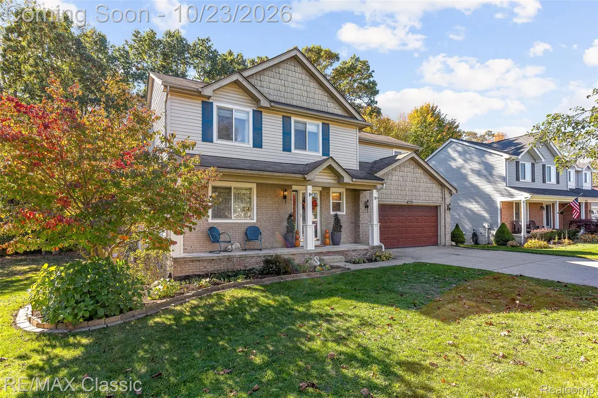 6563 Wedgewood CT, Waterford, MI 48327 - #1