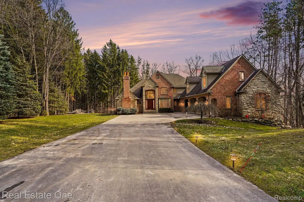 12901 Sleigh TRL, Milford, MI 48380 - #1