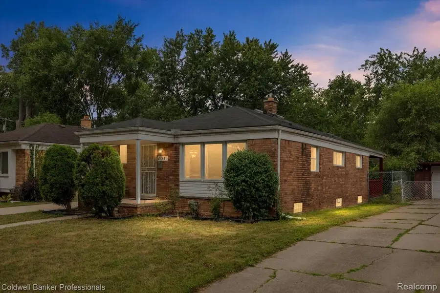 21381 Kipling ST, Oak Park, MI 48237 - #2