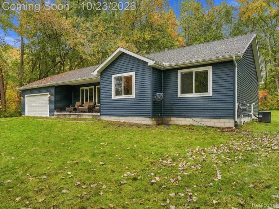 48536 Willow RD, Belleville, MI 48111 - #2