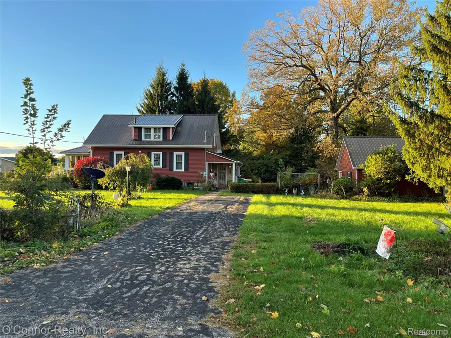 1504 S Riverside AVE, Saint Clair, MI 48079 - #3