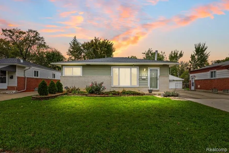 1394 Westchester ST, Westland, MI 48186 - #2