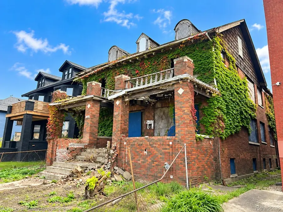 2557 Elmhurst ST, Detroit, MI 48206 - #2