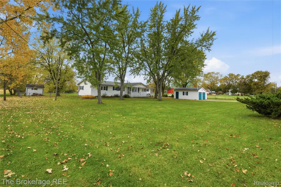 4233 Merwin RD, Lapeer, MI 48446 - #2
