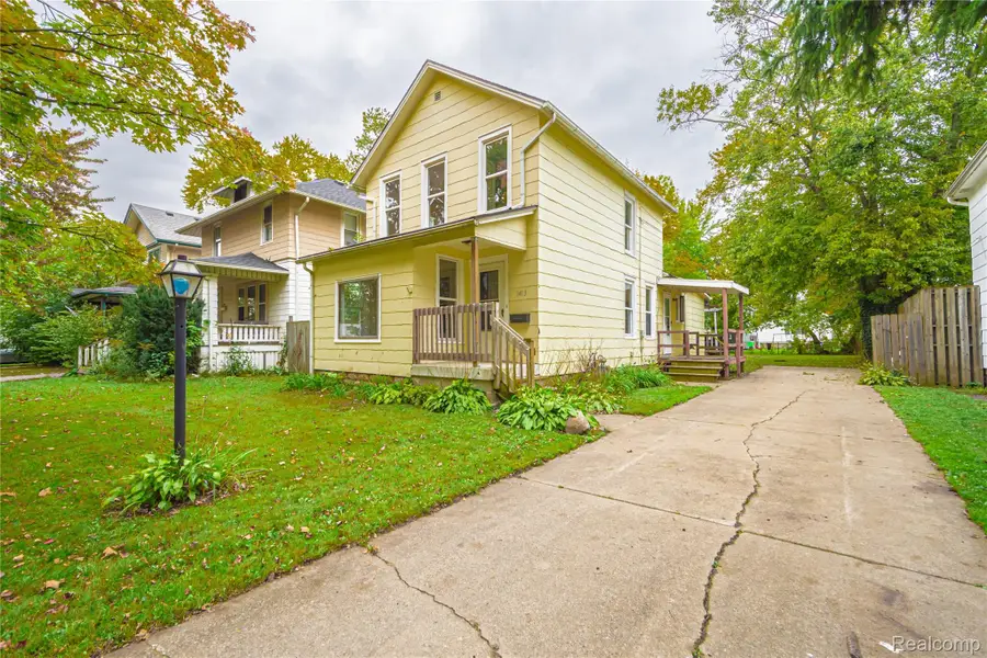 1413 Howard ST, Port Huron, MI 48060 - #2
