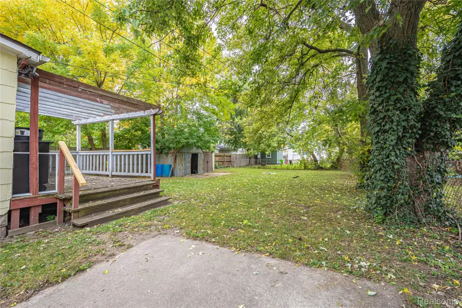 1413 Howard ST, Port Huron, MI 48060 - #3