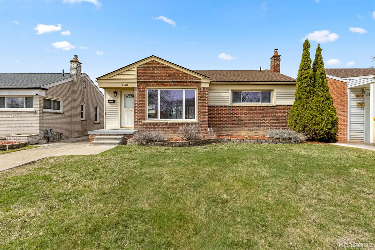 11321 Lenore AVE, Redford, MI 48239 - #1