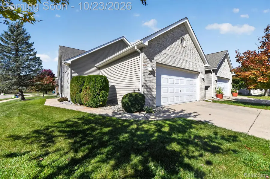 1048 Foxglove LN, Davison, MI 48423 - #2