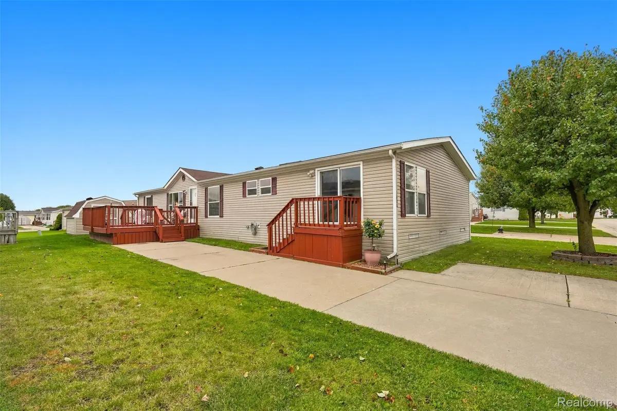 1808 Santa Fe Trail, Hartland, MI 48353 - #1