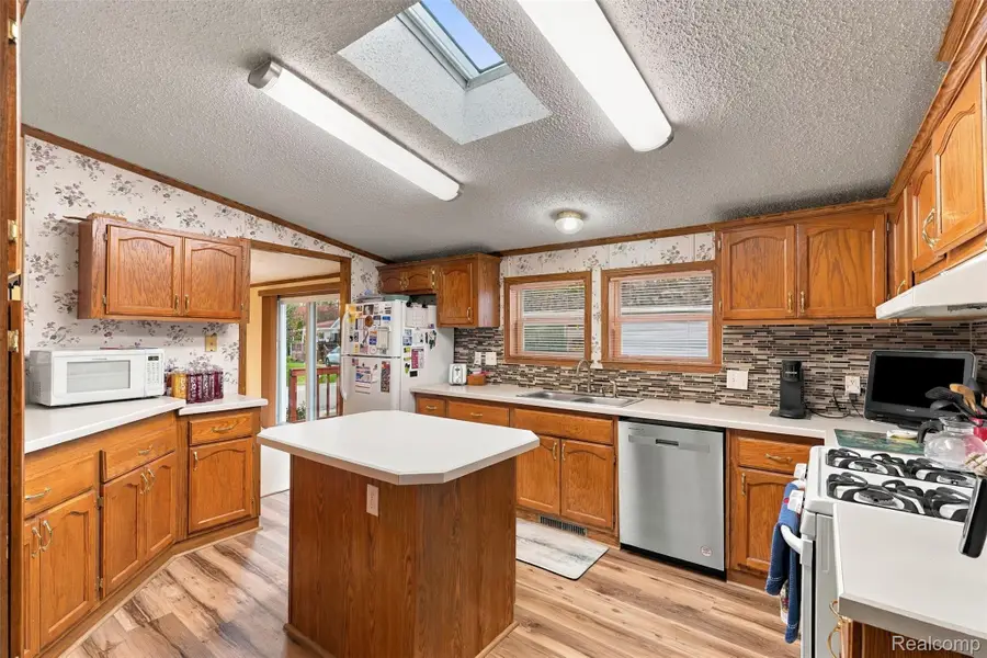 1808 Santa Fe Trail, Hartland, MI 48353 - #2