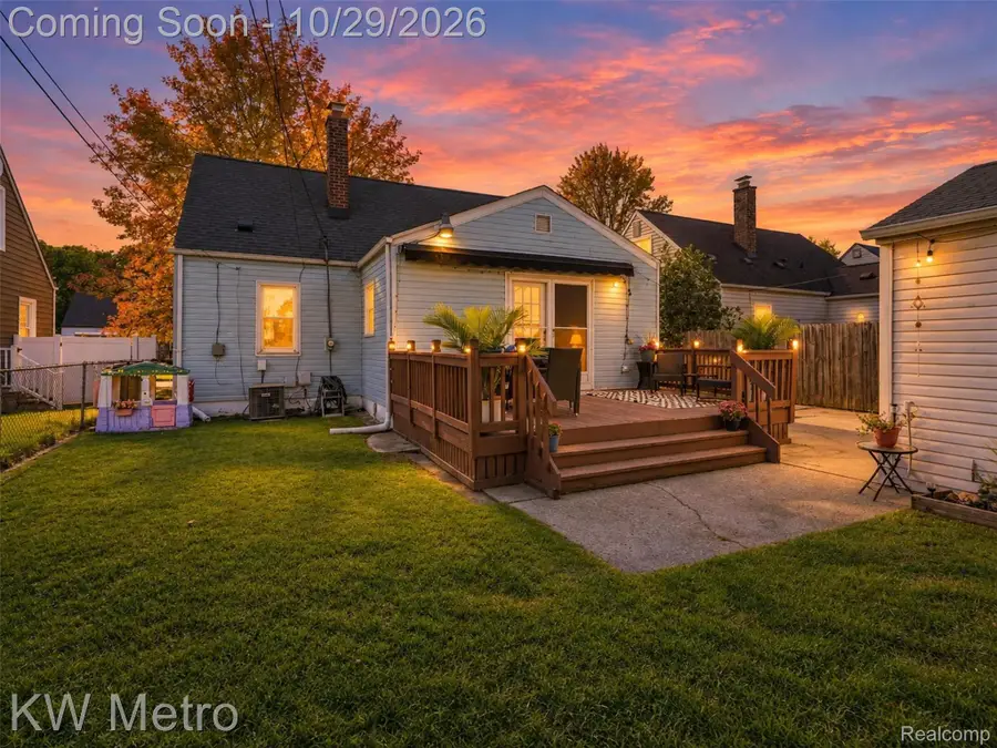 2471 Brickley ST, Ferndale, MI 48220 - #2