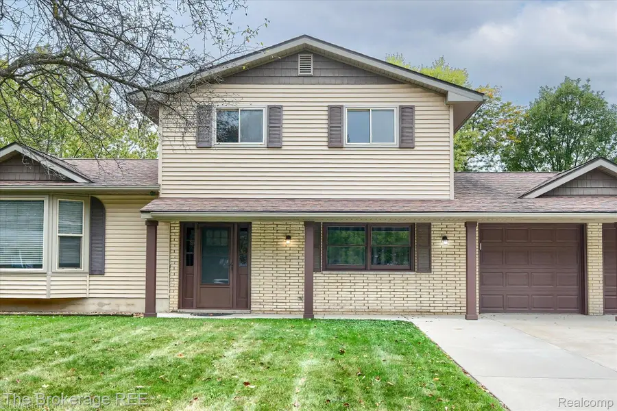 4450 Lindewood DR, Flint, MI 48473 - #3