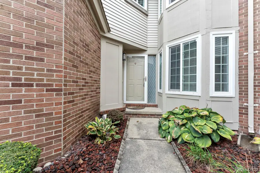 15764 Golfview DR N # 185, Riverview, MI 48193 - #2