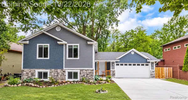 14200 Landings WAY, Fenton, MI 48430