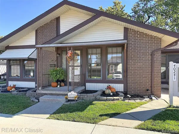 40241 Newport DR, Plymouth, MI 48170