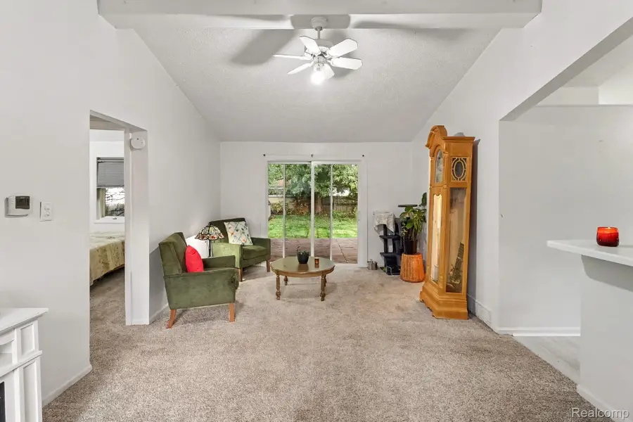 3291 Melmoor ST, Commerce Township, MI 48382 - #3